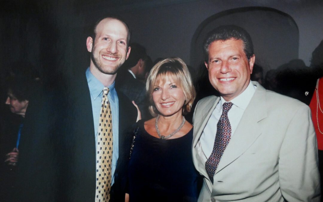 Photo – No Way to Treat A Lady – 19981999.004_NoWay_DouglasJCohen_MikeBurstyn_wife_photo.JPG