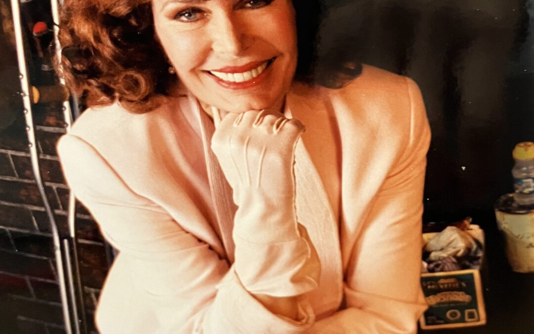 Photo – A Passionate Woman – 19992000.006_A_Passionate_Woman_IMG_0532.JPG